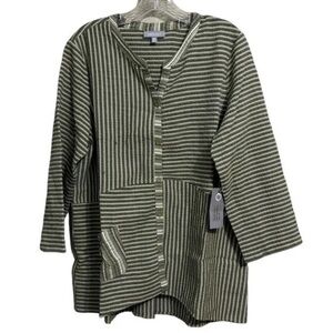 * NEW Habitat Sz Md Green Pattern Blouse